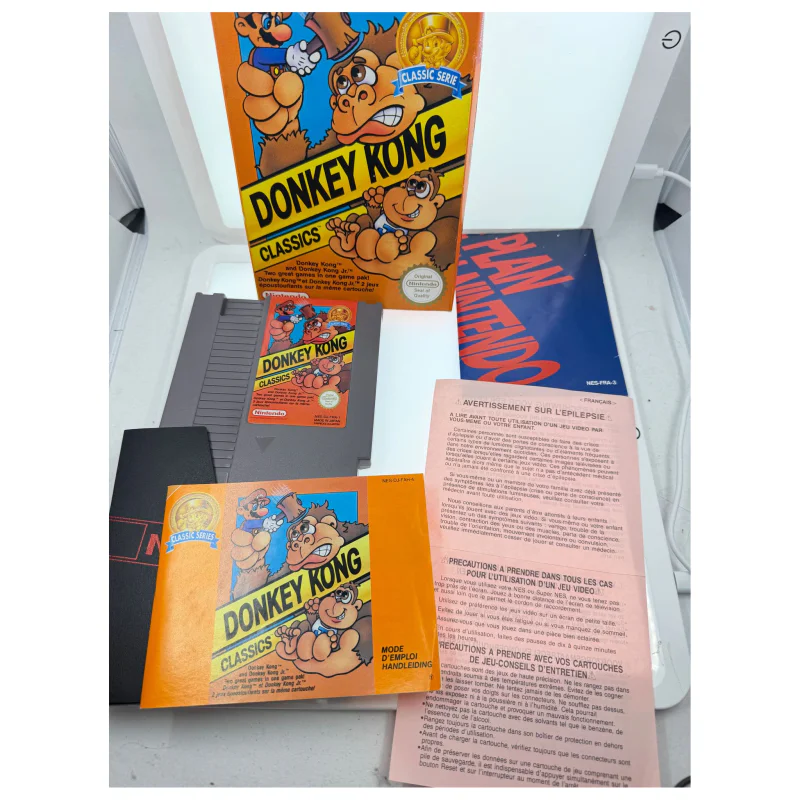 Donkey Kong Classics (NES) Game in doos met handleiding — Goed — origineel kopen bij Gameshop Enter