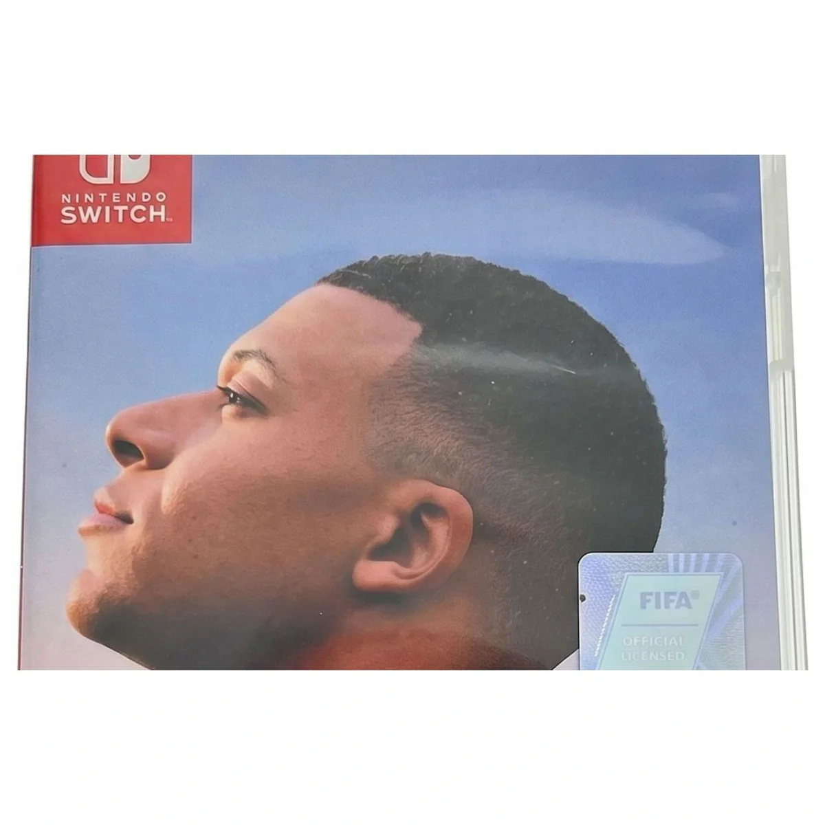 FIFA 22 Legacy Edition (Nintendo Switch) — photo détaillée 1