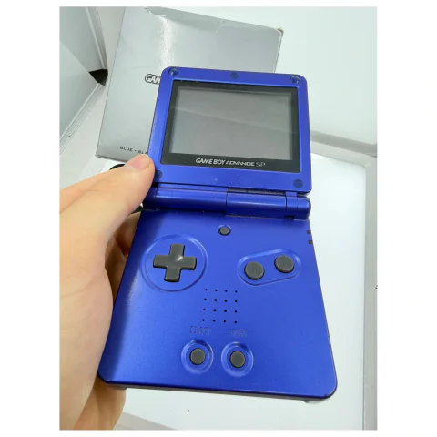 Game Boy Advance SP — Zils — Console