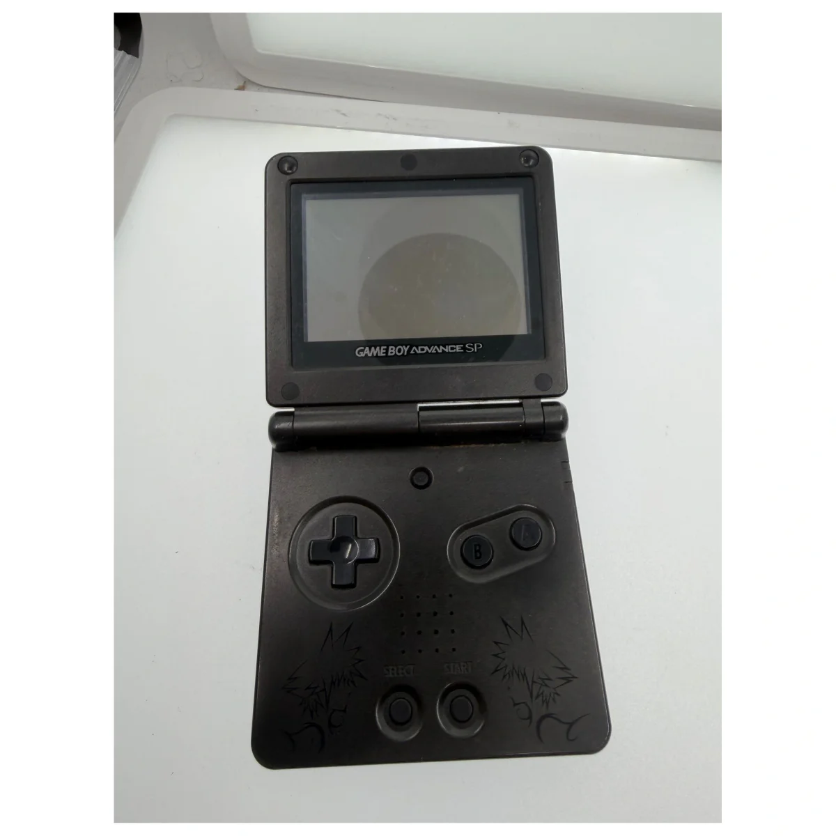 Game Boy Advance SP Kingdom Hearts Edition (Game Boy Advance) — zadní strana