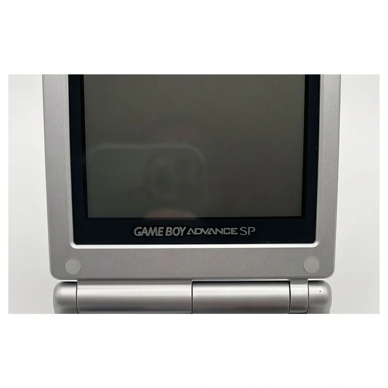 Game Boy Advance SP NES Edition (Game Boy Advance) — detailní fotografie 1