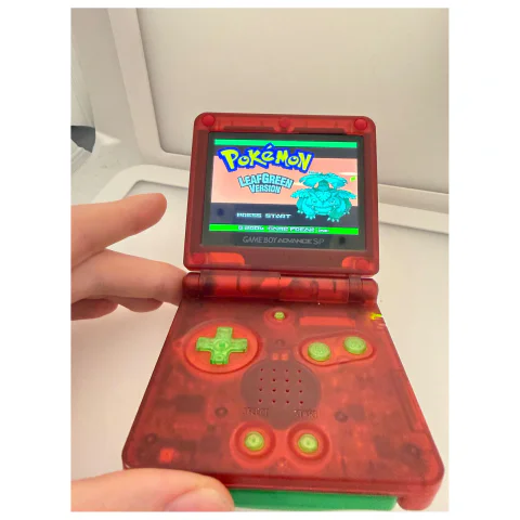 Game Boy Advance SP — Прозрачно Червено (IPS) — Console