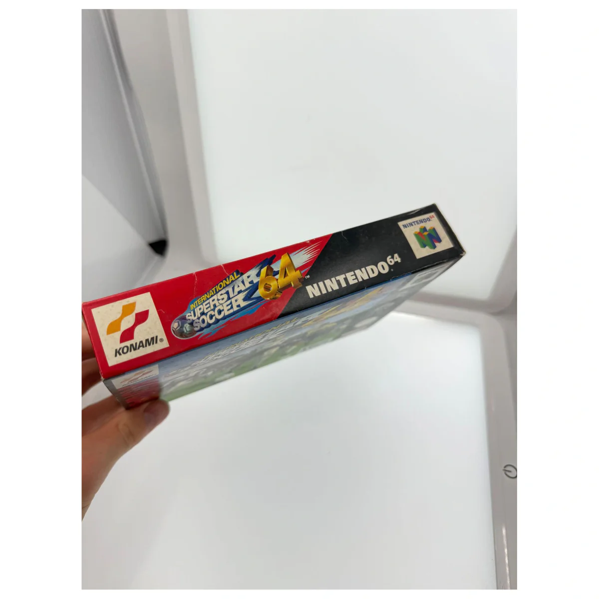 International Superstar Soccer 64 (Nintendo 64) — detail photo 1