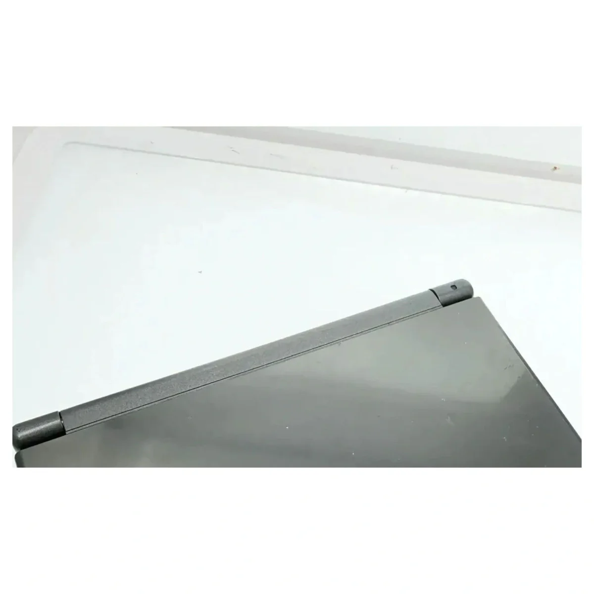 New Nintendo 3DS XL Metallic Černá (slechte staat) (Nintendo 3DS) — detailní fotografie 1