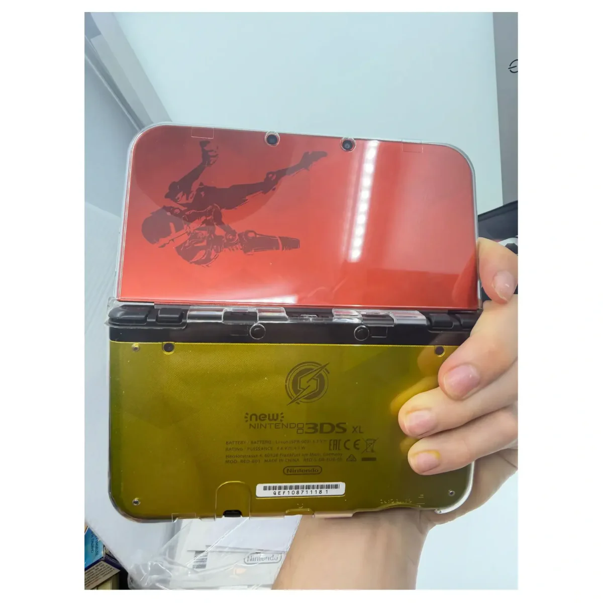 New Nintendo 3DS XL - Samus Edition Nintendo 3DS Achterkant — Console in doos