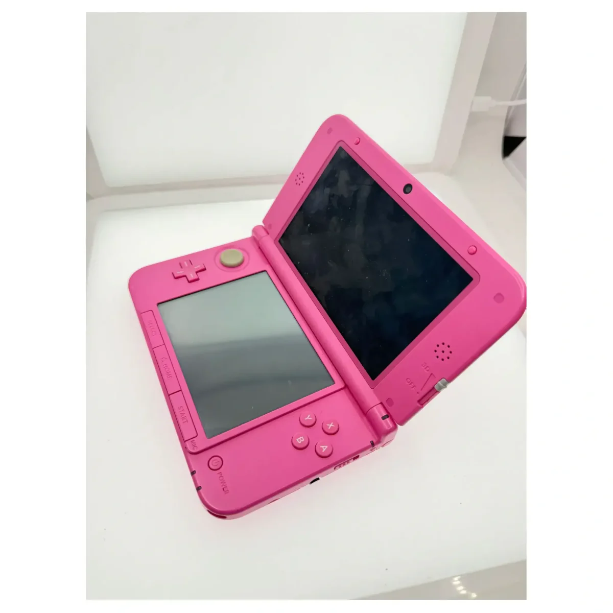 Nintendo 3DS XL Pink Nintendo 3DS Achterkant — Losse console