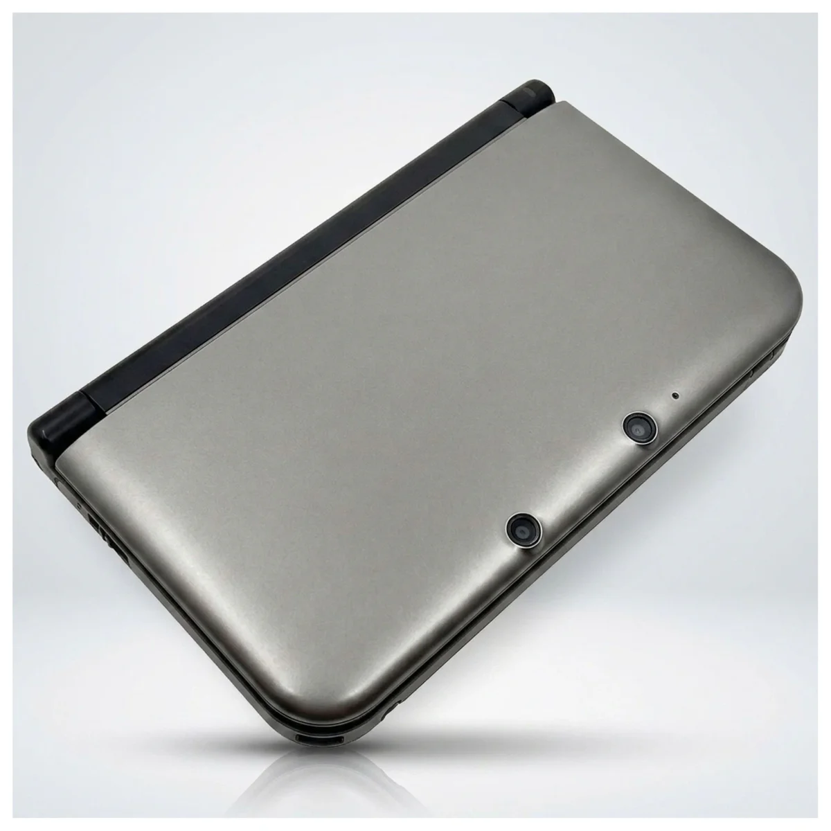 Nintendo 3DS XL Silver (slechte staat) Nintendo 3DS Detail — Losse console