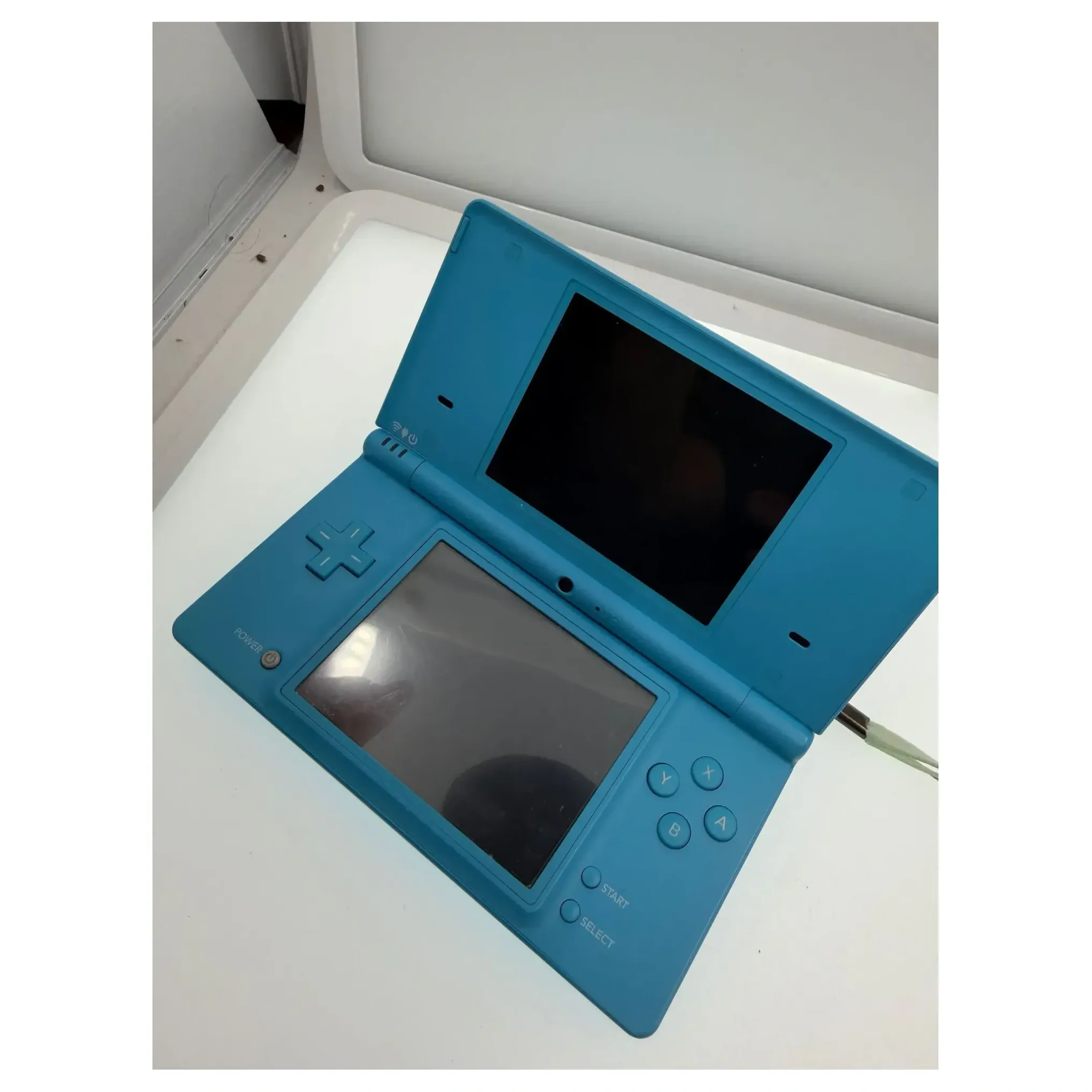 Nintendo DSi Lichtblauw (Nintendo DS) Losse console — Redelijke staat staat — origineel kopen bij Gameshop Enter