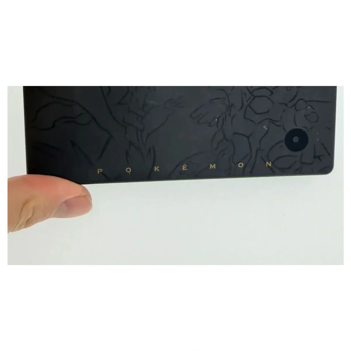 Nintendo DSi Pokemon Black Version Edition (Reshiram & Zekrom) (Nintendo DS) — detailní fotografie 3
