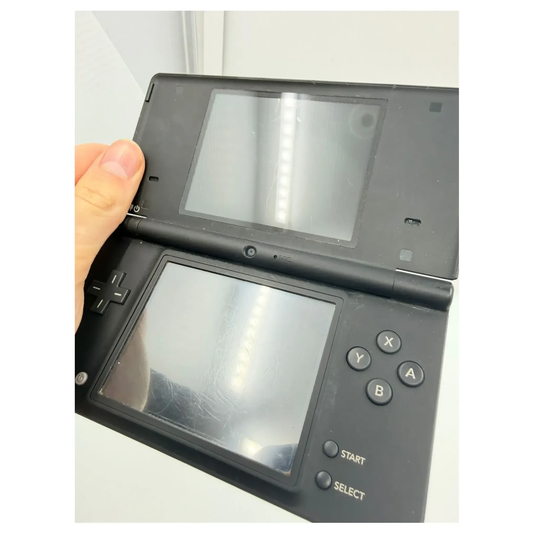 Nintendo DSi Pokemon Black Version Edition (Reshiram & Zekrom) Nintendo DS Handleiding — Losse console