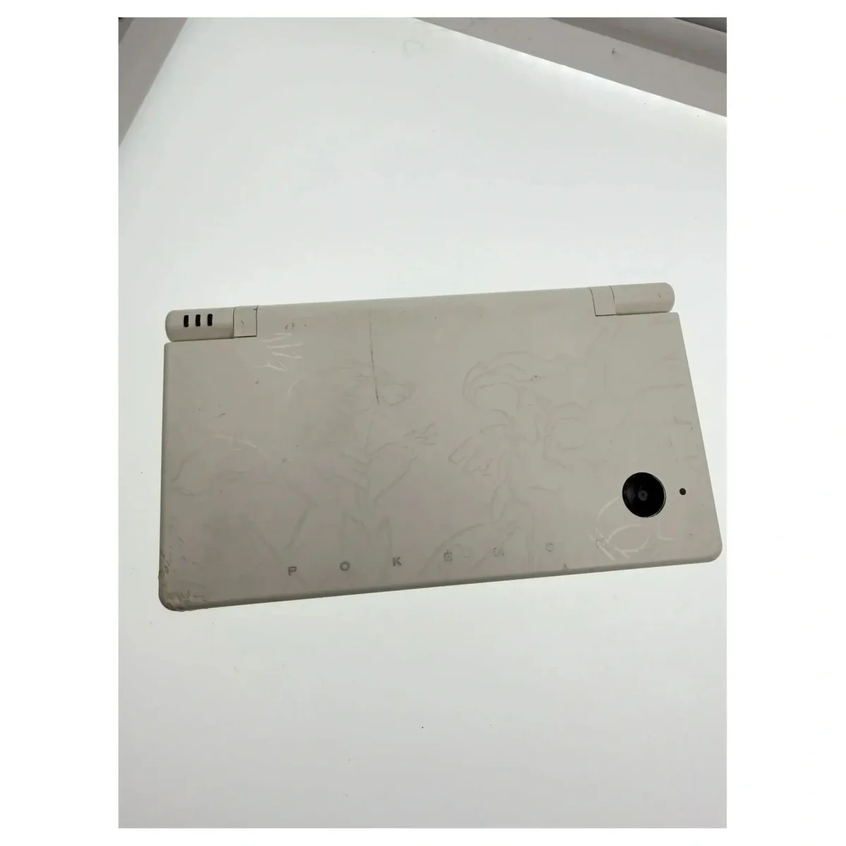 Nintendo DSi Pokemon White Version Edition (Reshiram & Zekrom) Nintendo DS Voorkant — Losse console