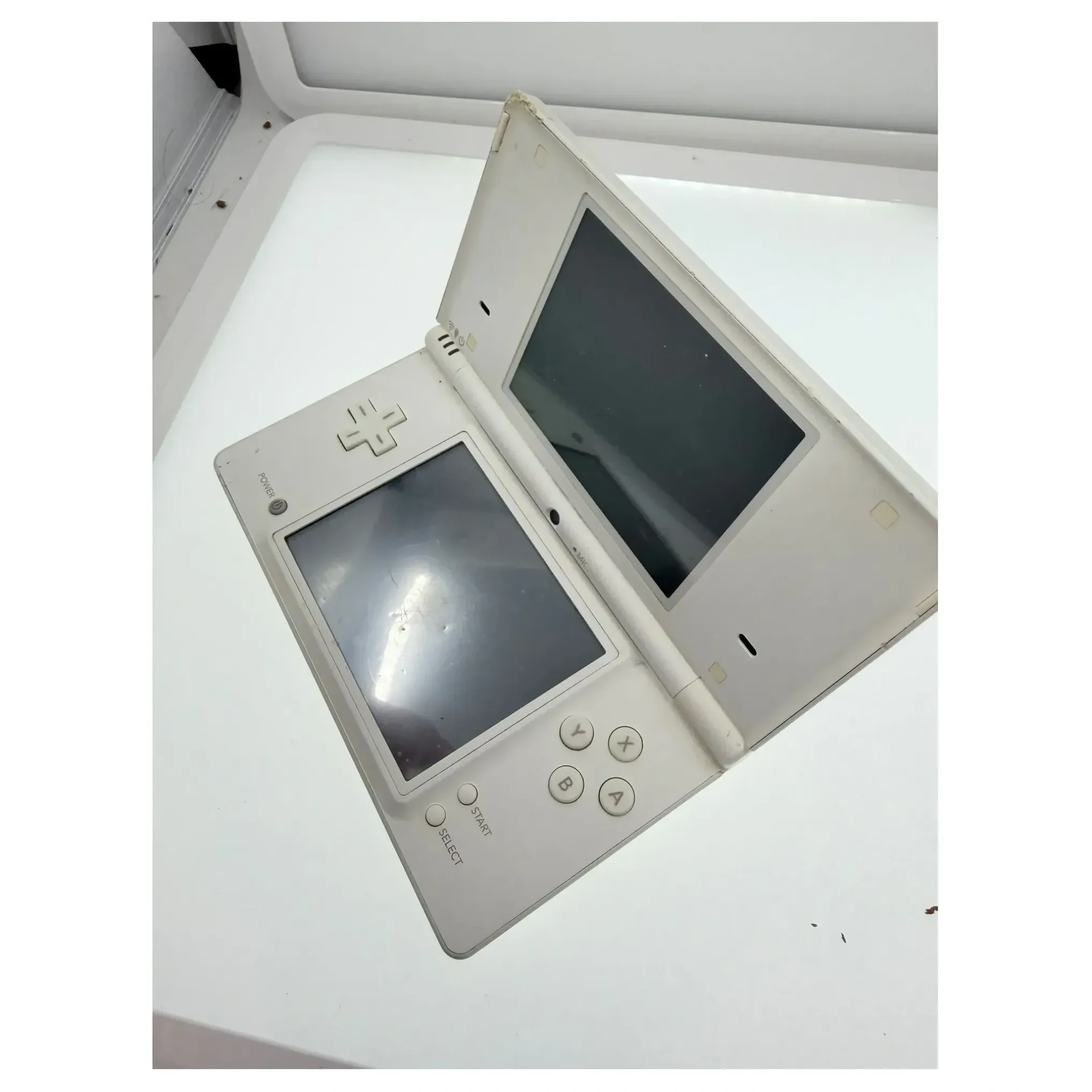 Nintendo DSi Pokemon White Version Edition (Reshiram & Zekrom) Nintendo DS Detail — Losse console