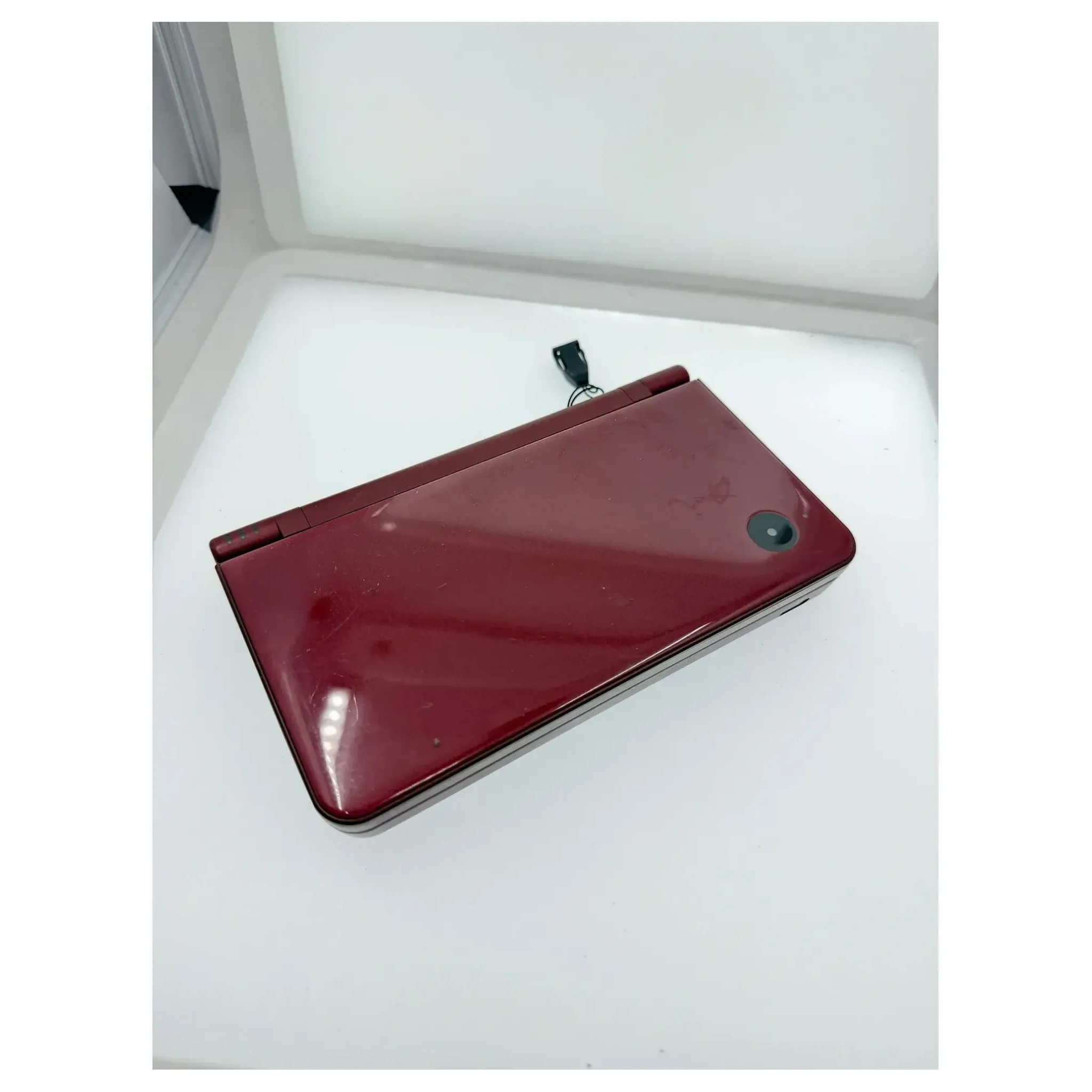 Nintendo DSi XL Bordeaux (Nintendo DS) Losse console — Goed staat — origineel kopen bij Gameshop Enter