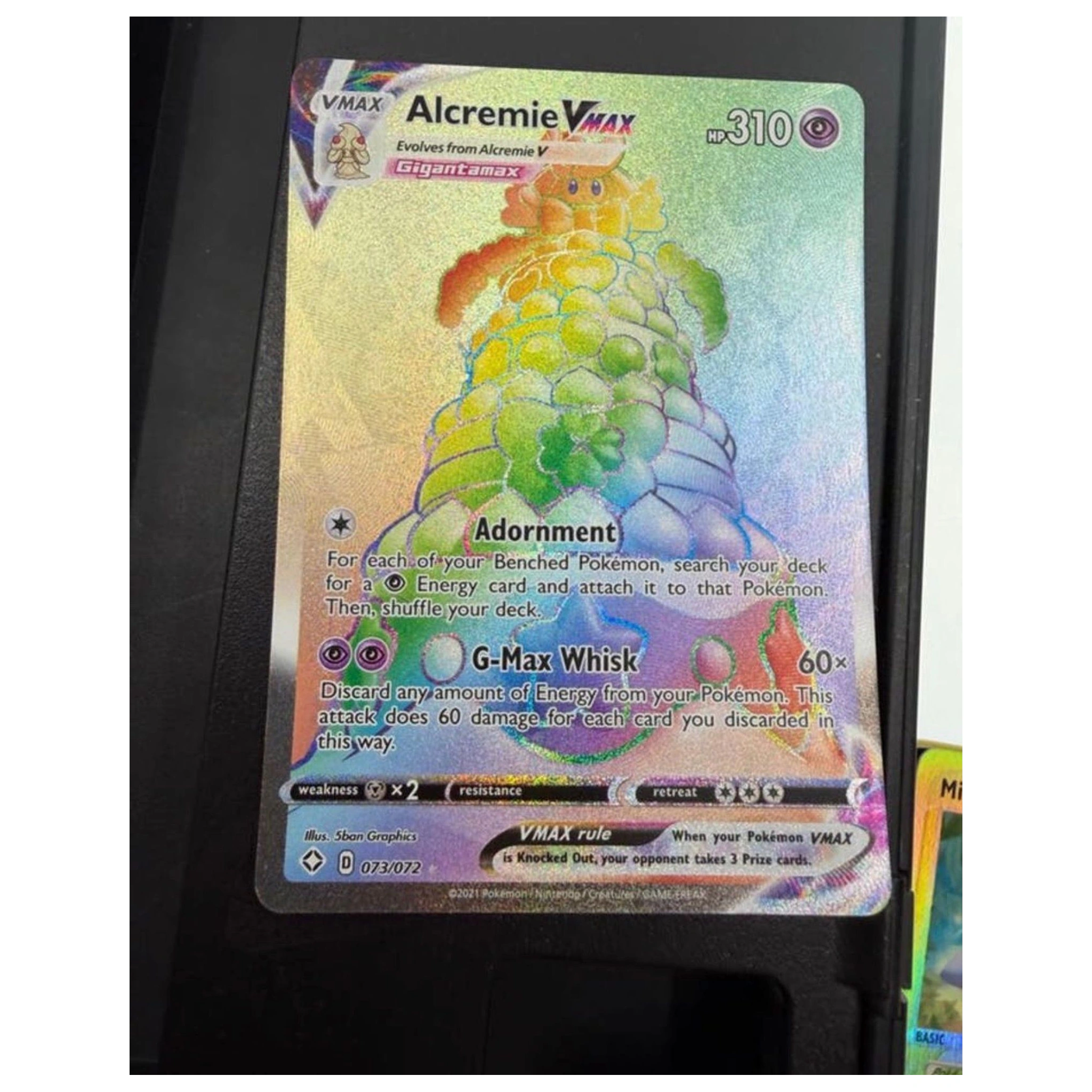 Pokemon Alcremie VMAX — Shining Fates 073/072 (Rainbow Rare) (Pokemon Kaarten) Losse kaart — Near Mint staat — origineel kopen bij Gameshop Enter