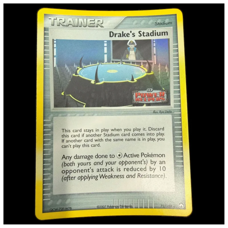Pokemon Drake's Stadium Reverse Holo (Stamped) — EX Power Keepers 72/108 (Pokemon Kaarten) Losse kaart — origineel kopen bij Gameshop Enter