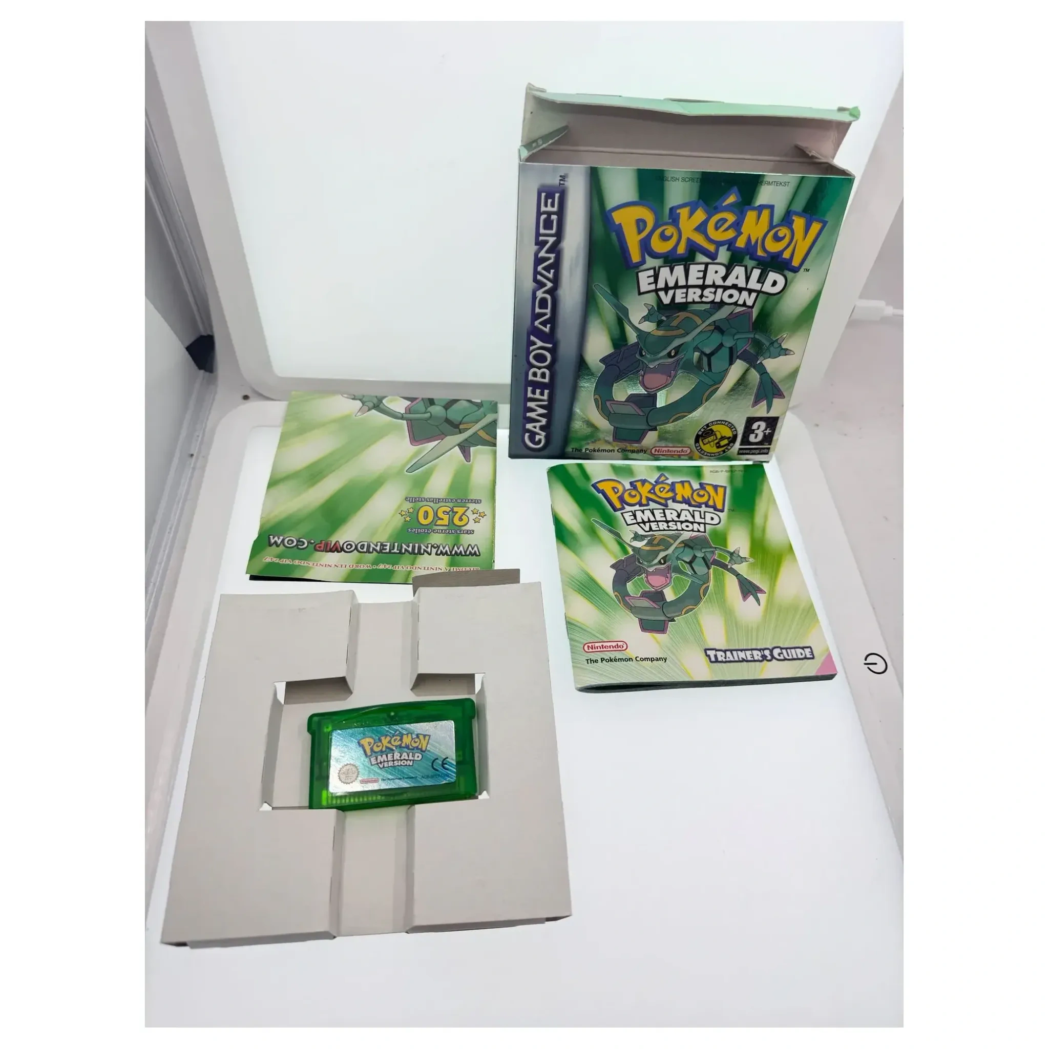 Pokemon Emerald (Game Boy Advance) Game in doos — Goed staat — origineel kopen bij Gameshop Enter