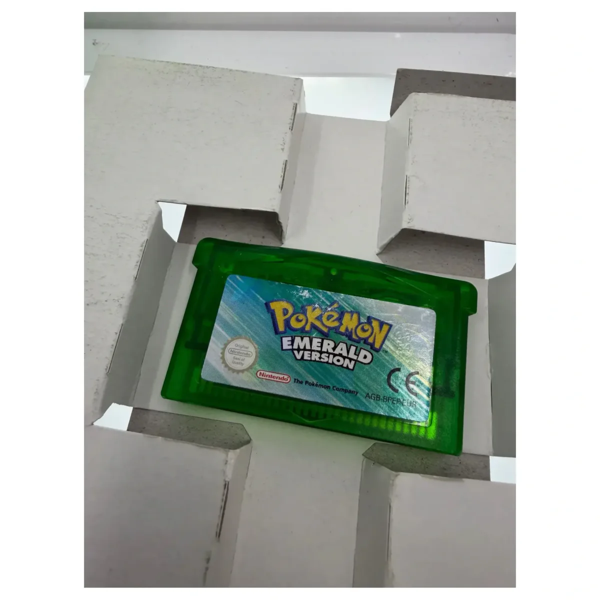 Pokemon Emerald Game Boy Advance Binnenkant — Game in doos