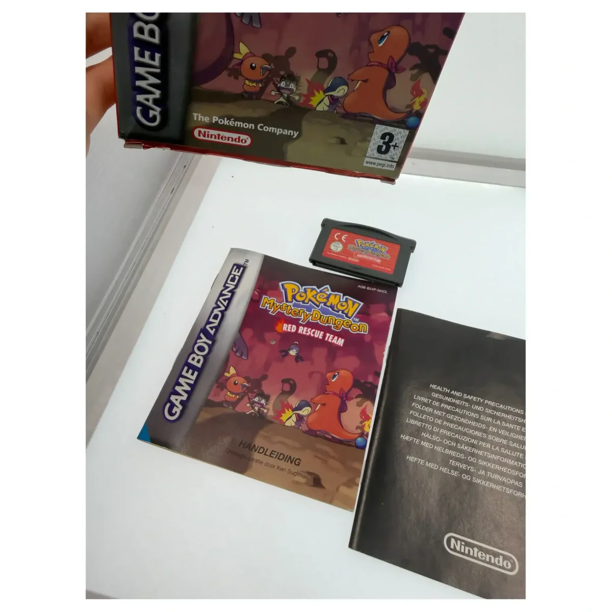 Pokemon Mystery Dungeon: Red Rescue Team Game Boy Advance Binnenkant — Game in doos