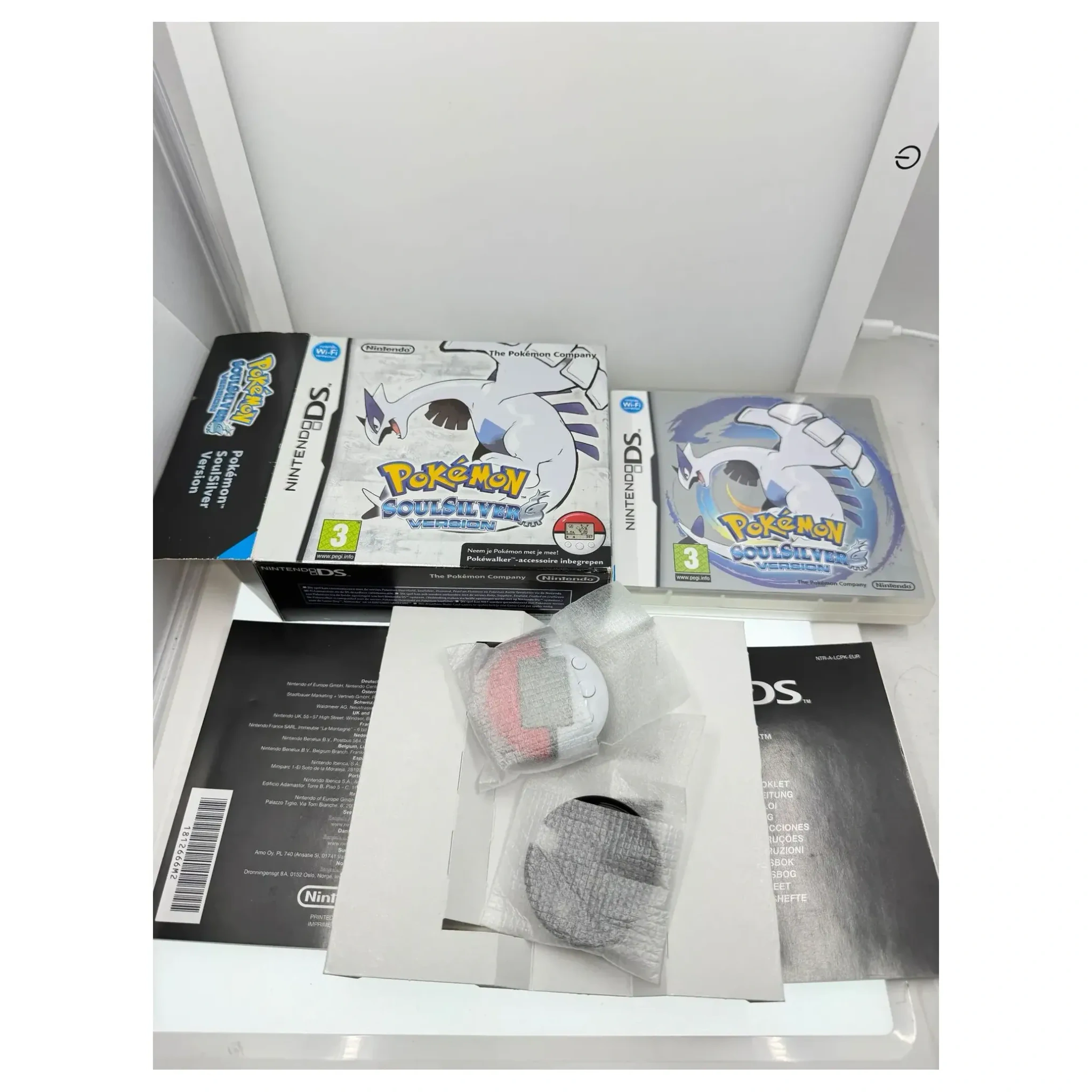 Pokemon SoulSilver + Pokewalker (EUR) (Nintendo DS) Game in doos met handleiding — Goed staat — origineel kopen bij Gameshop Enter