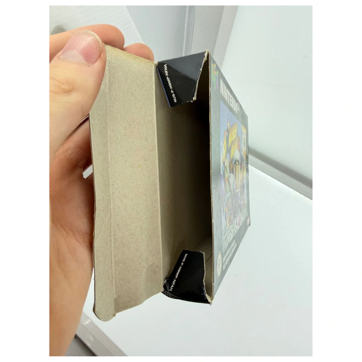 Super Mario 64 (Nintendo 64) — detail photo 3