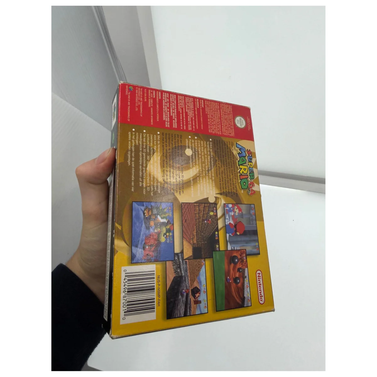 Super Mario 64 (Nintendo 64) — detail photo 4