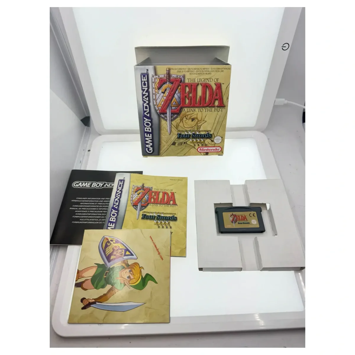 The Legend of Zelda: A Link to the Past & Four Swords (Game Boy Advance) — foto di dettaglio 1