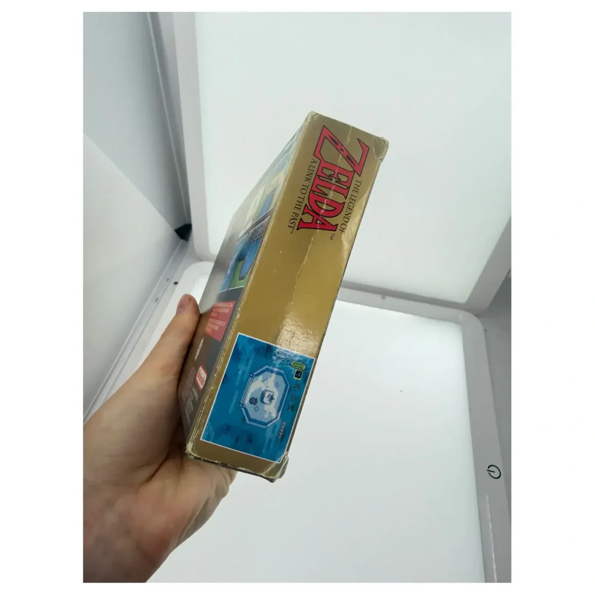 The Legend of Zelda: A Link to the Past Super Nintendo Extra — Game in doos