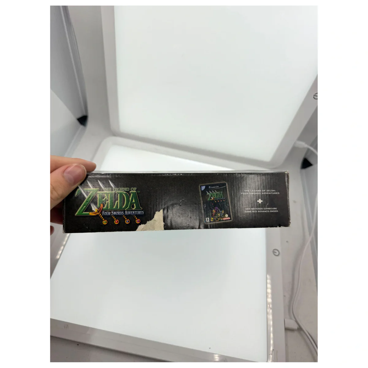 The Legend of Zelda: Four Swords Adventures — Big Box (GameCube) — detailní fotografie 5